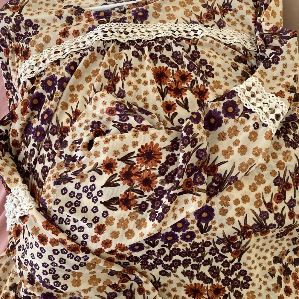 Ladies nice size large blouse